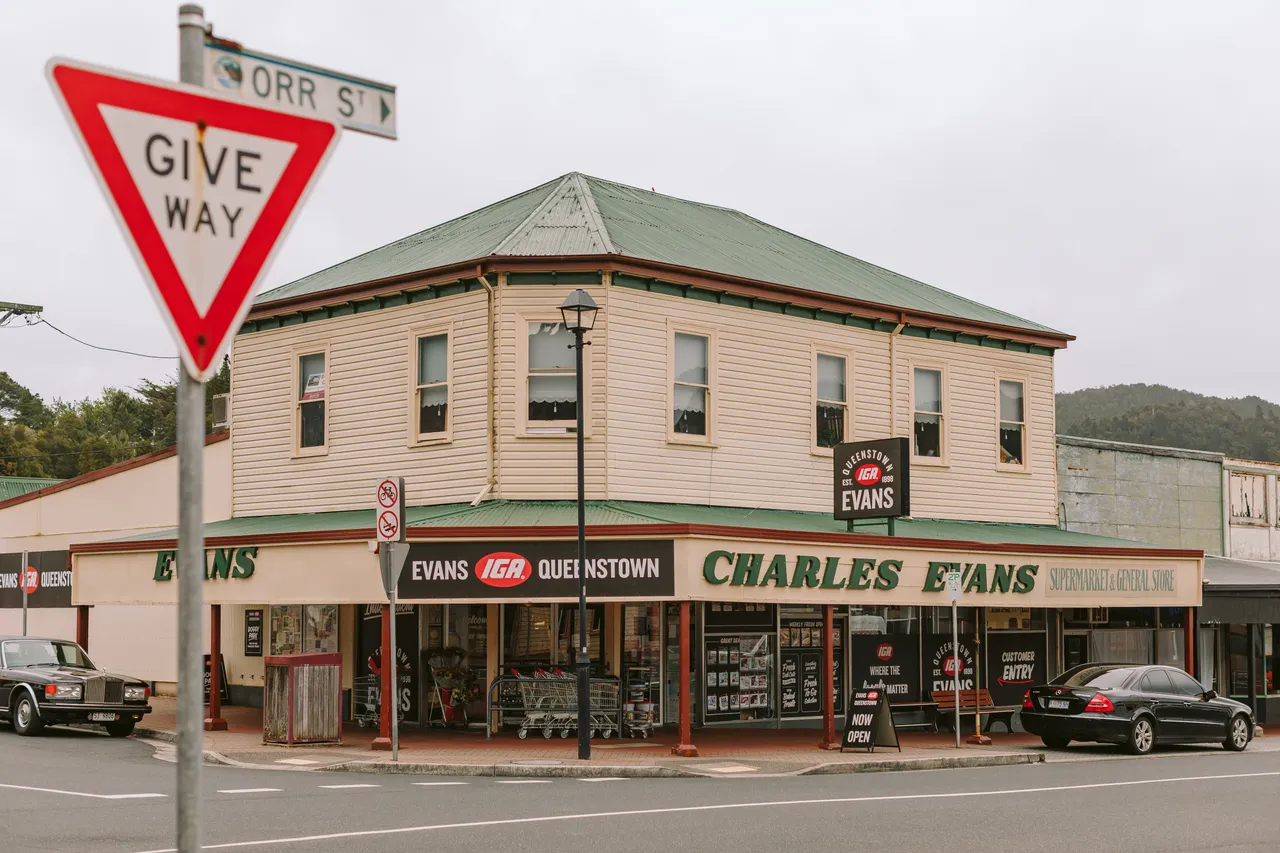 Queenstown Streetscape