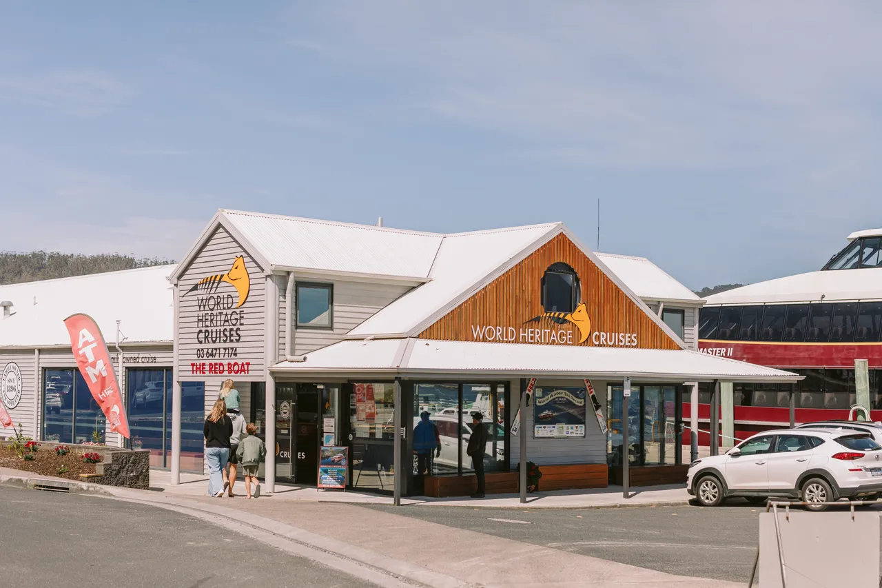 World Heritage Cruises