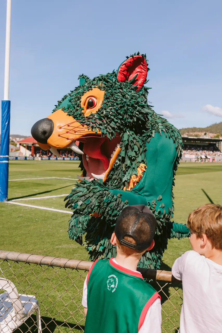 Rum'un Tasmania Devils Mascot