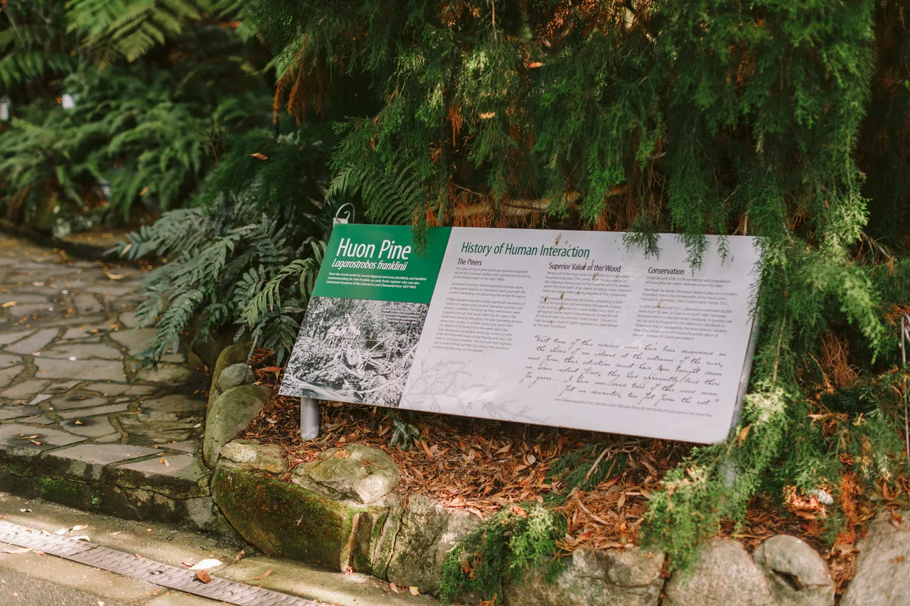 Signage at the Royal Tasmanian Botanical Gardens
