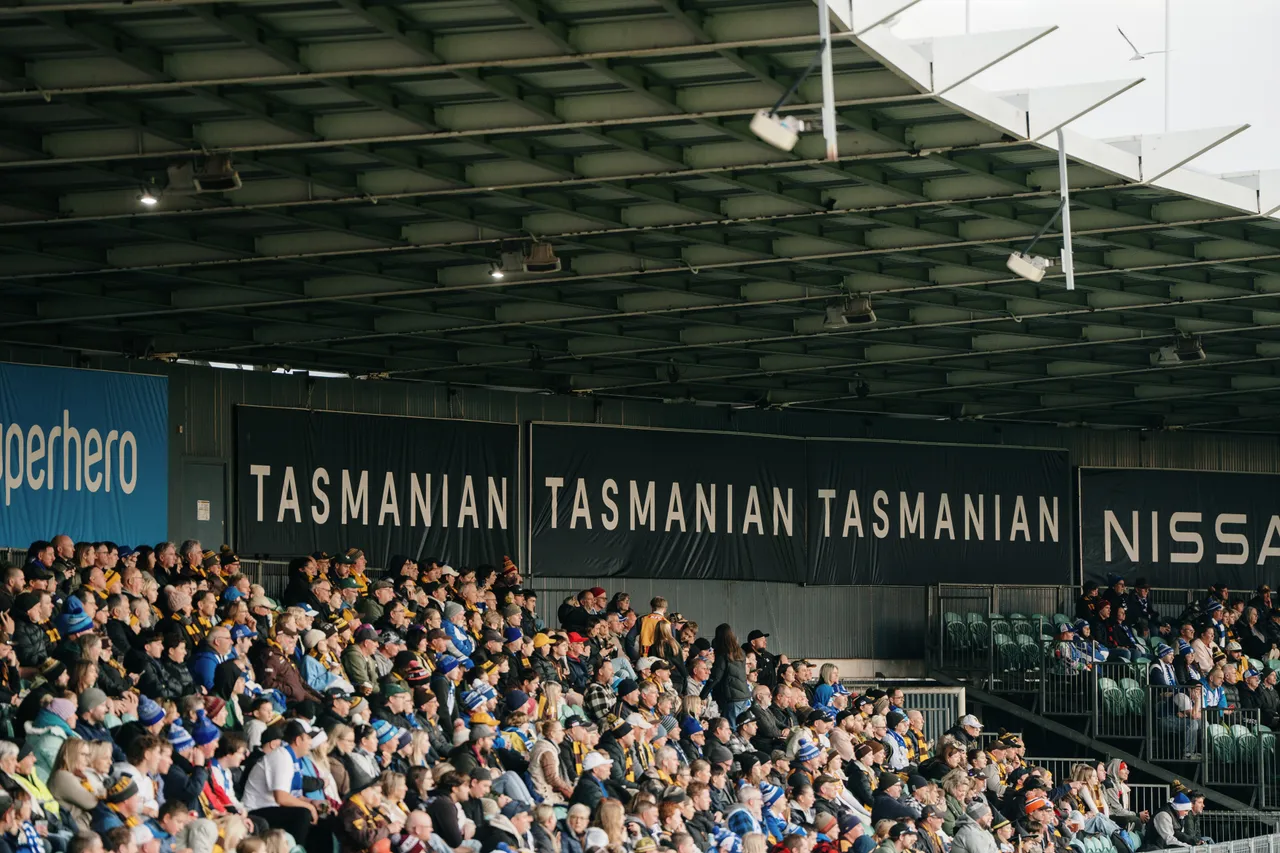 Tasmanian Signage at UTAS Stadium