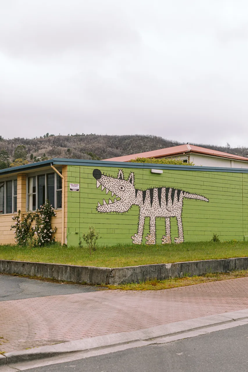 Mural in Queenstown