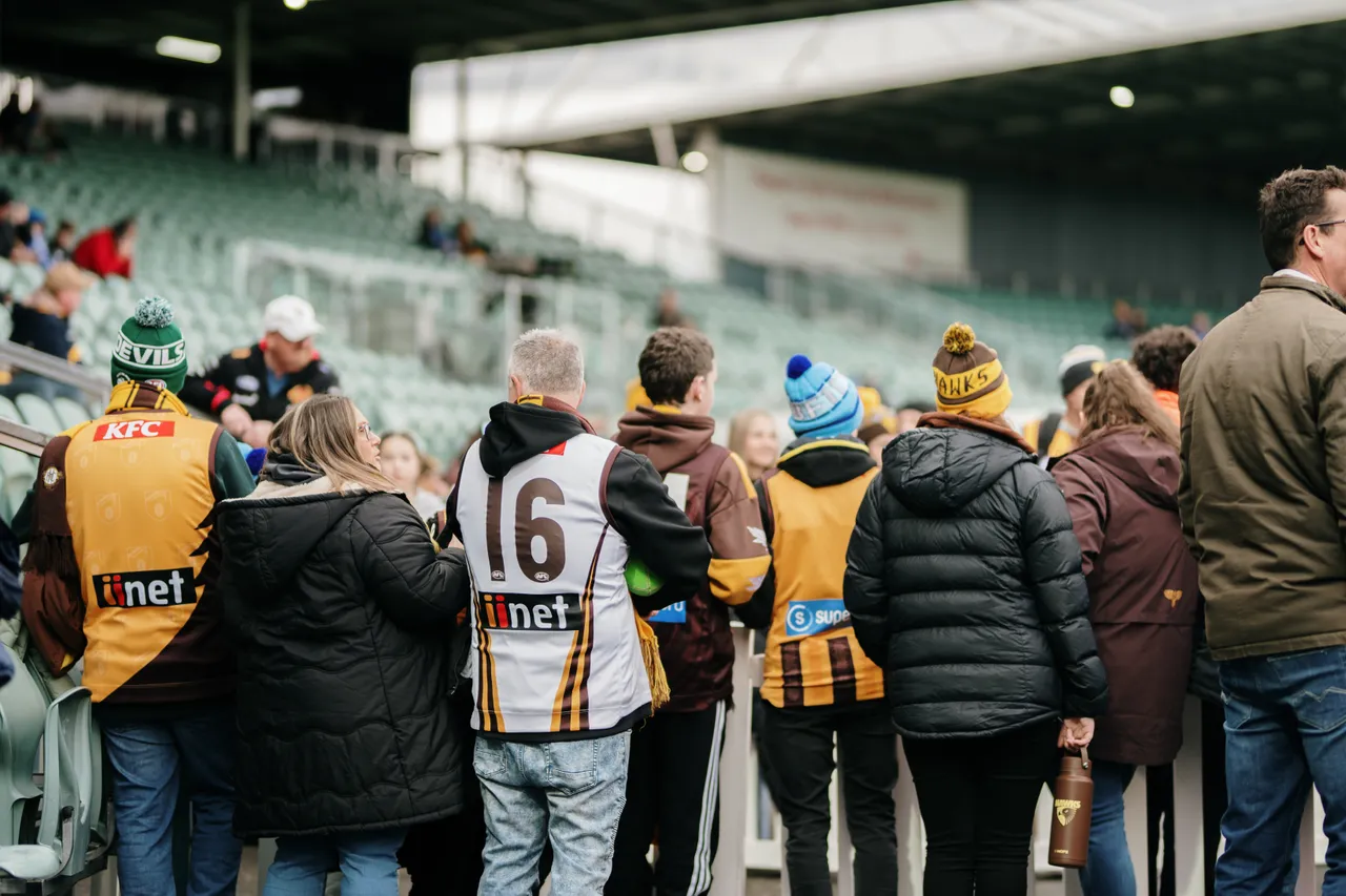 Spectators at UTAS Stadium