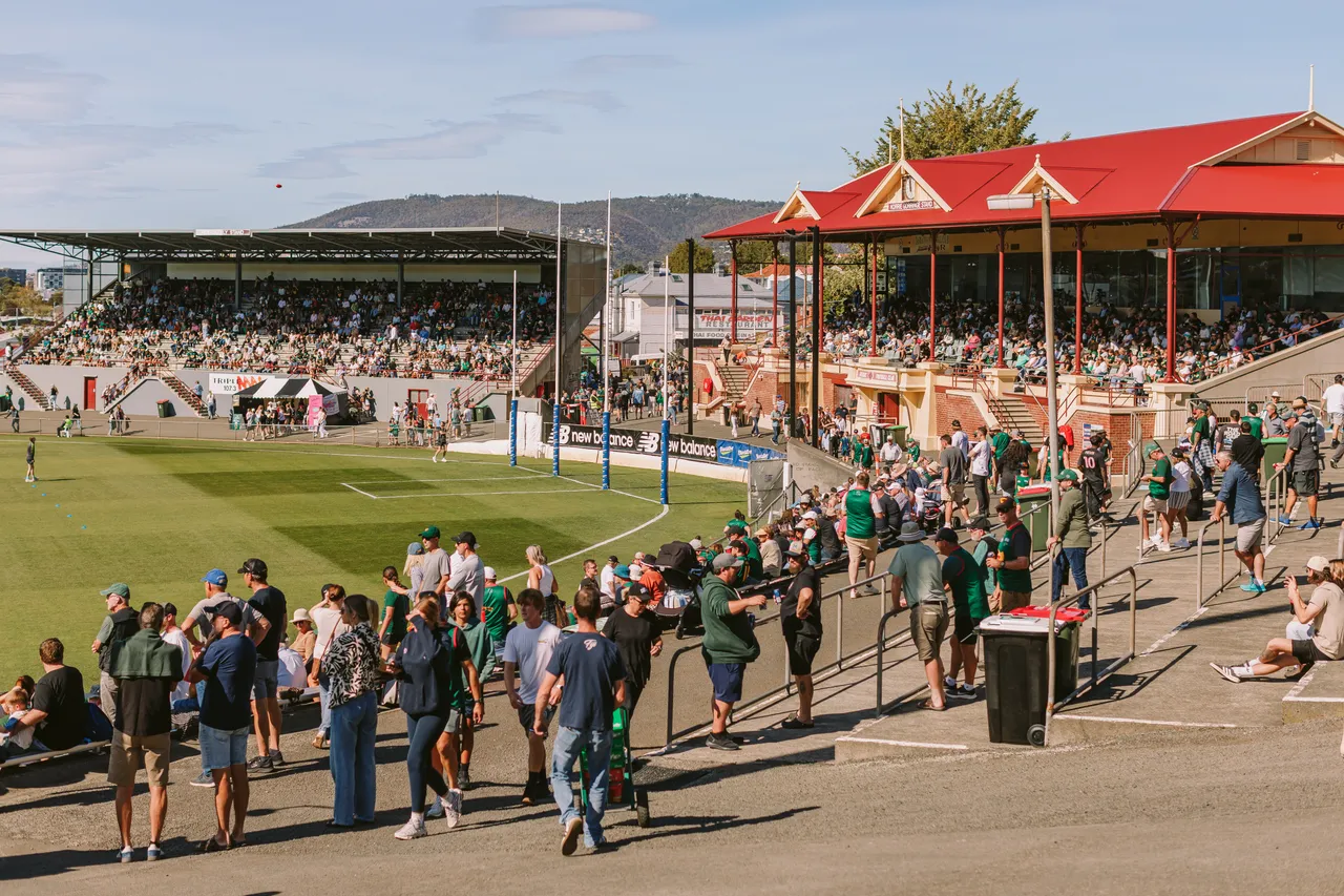 Spectators at Tasmania Devils Game