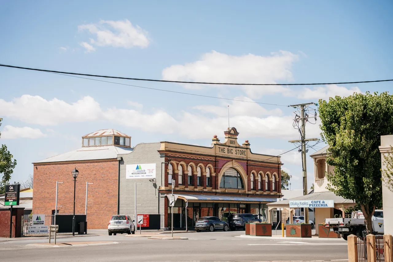 Longford Streetscape
