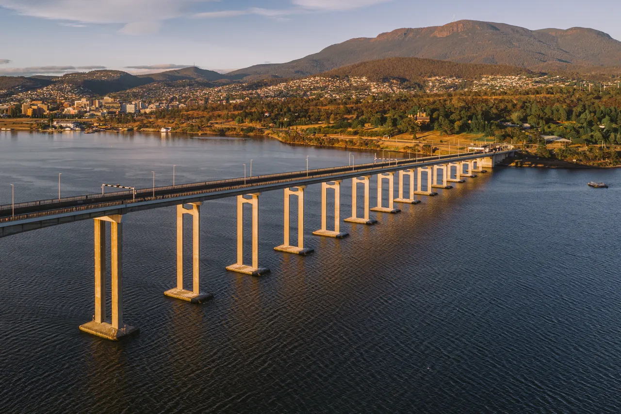 Tasman Bridge