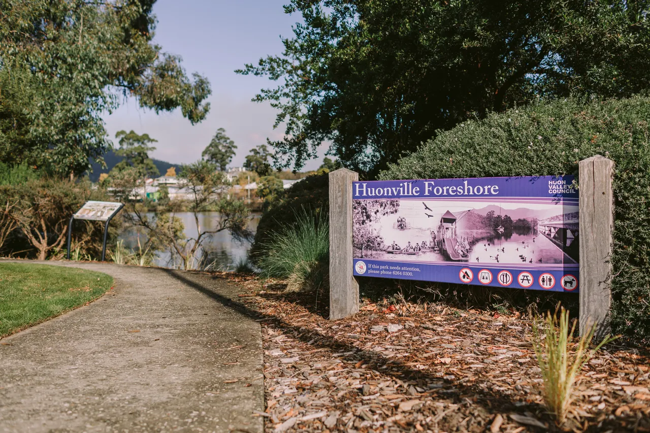 Huonville Foreshore Signage