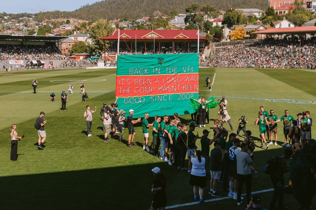 Tasmania Devils Banner