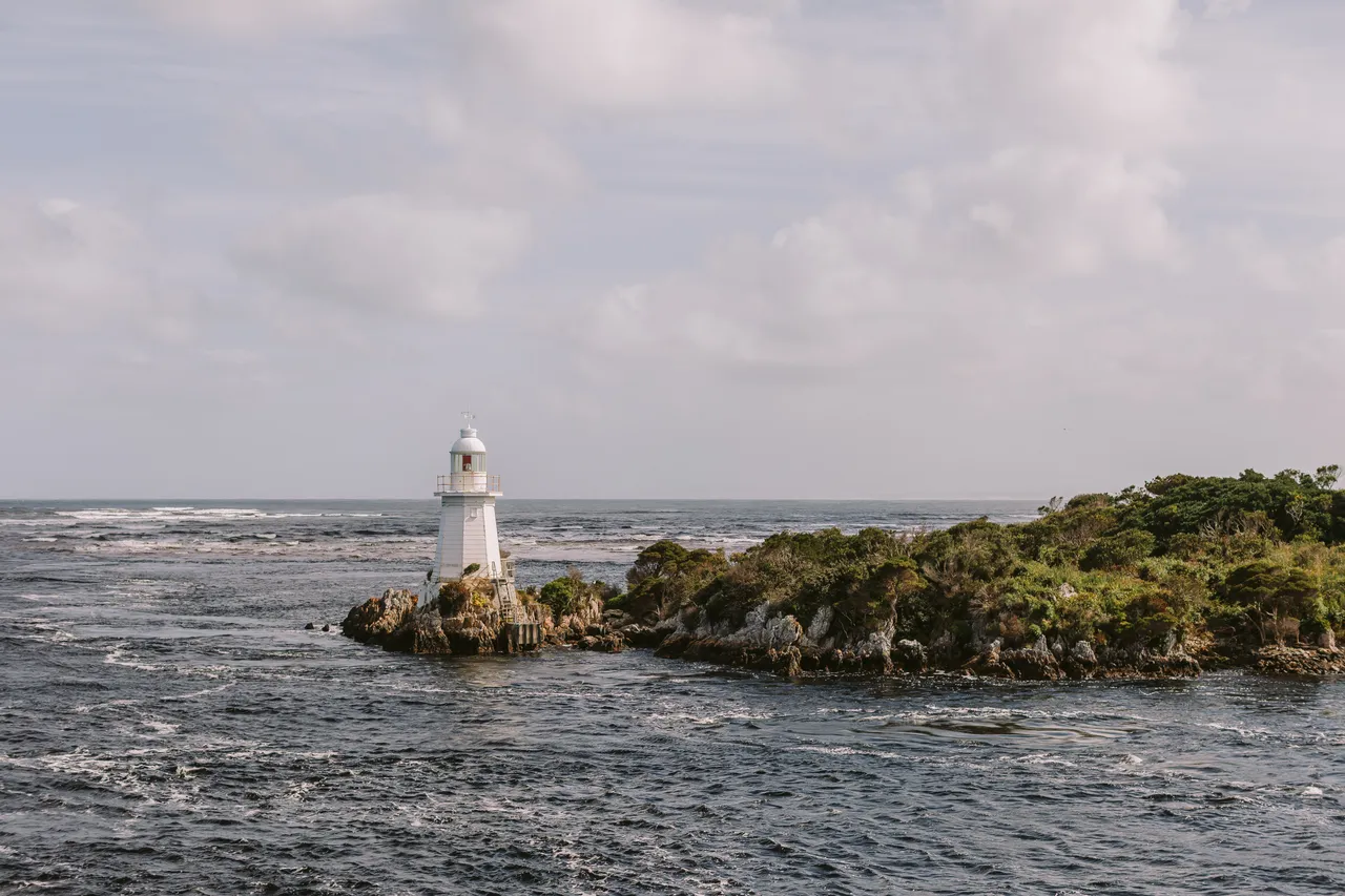 Entrance Island Lighthouse