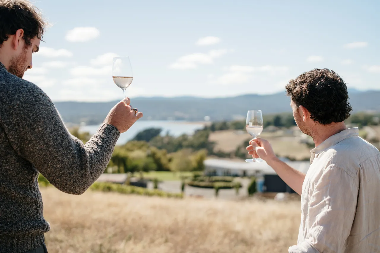 Wine Tasting at Evenfall Winery
