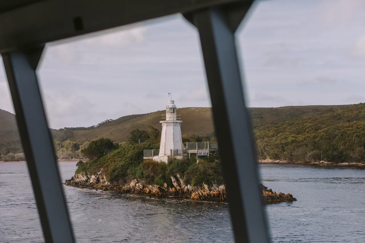 Bonnet Island Lighthouse