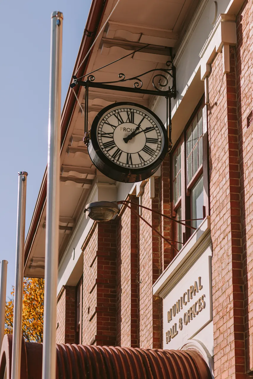 Old Clock in Huonville