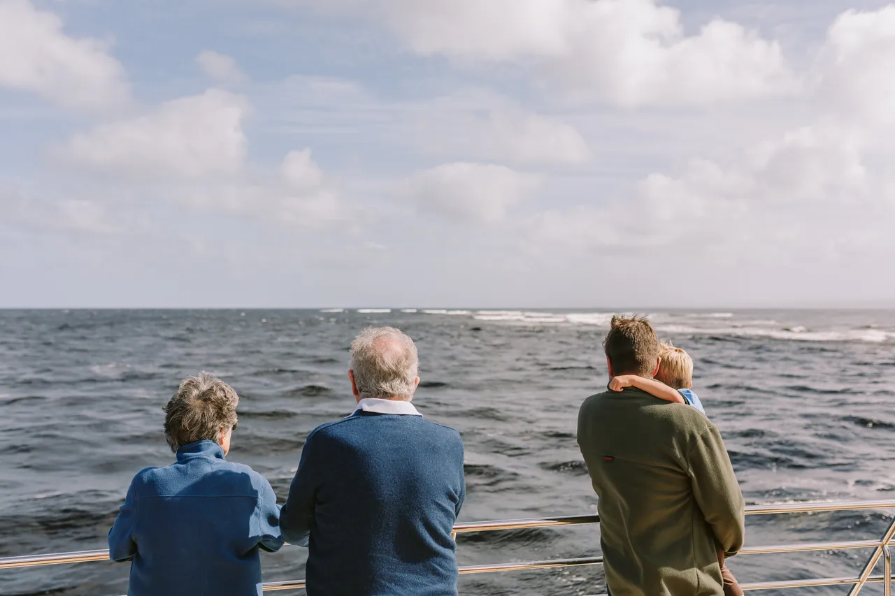 Passengers on World Heritage Cruises