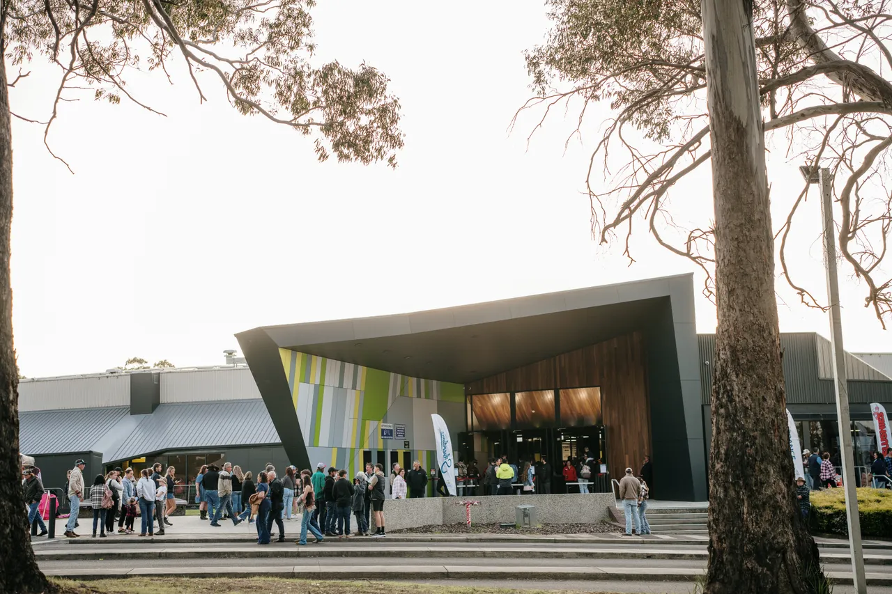 Crowd Outside the Silverdome