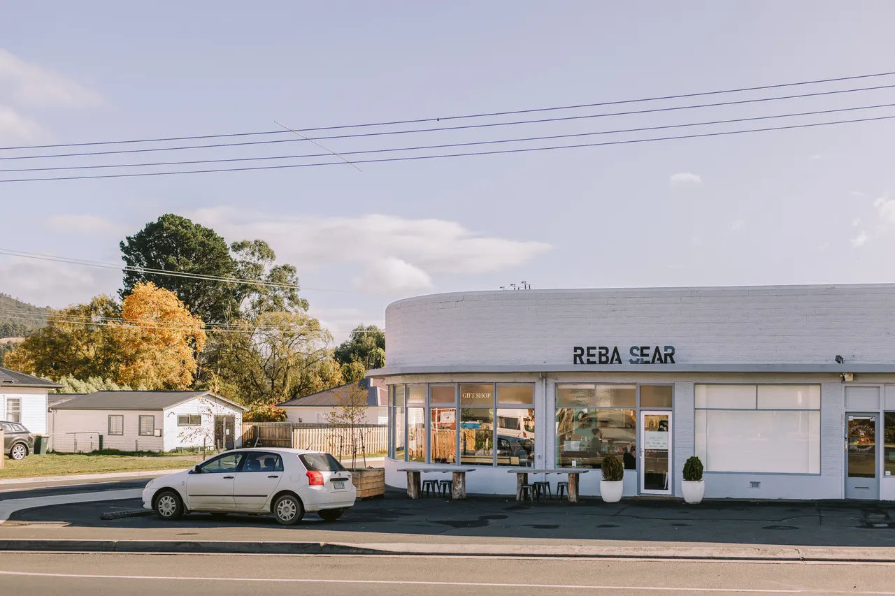 Cafe in Huonville