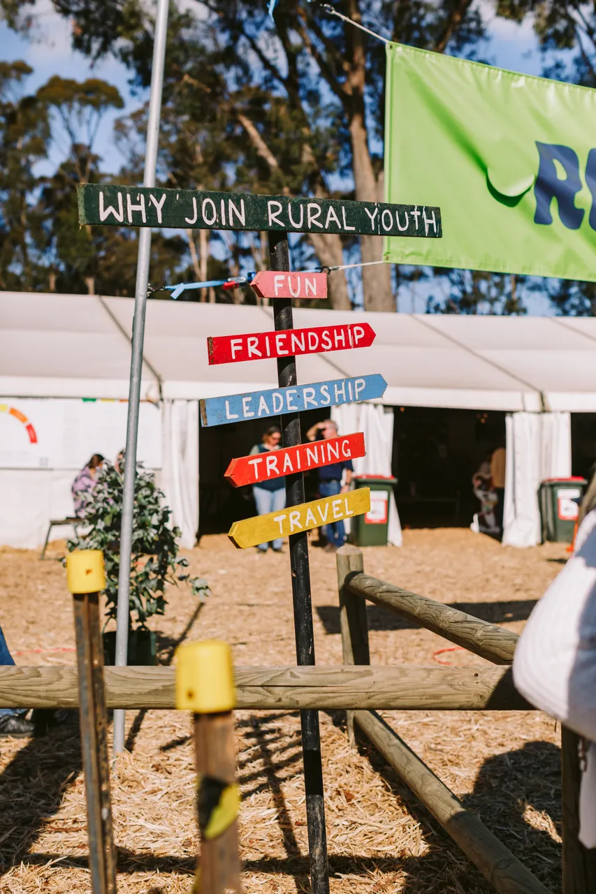 Youth Sign at Agfest