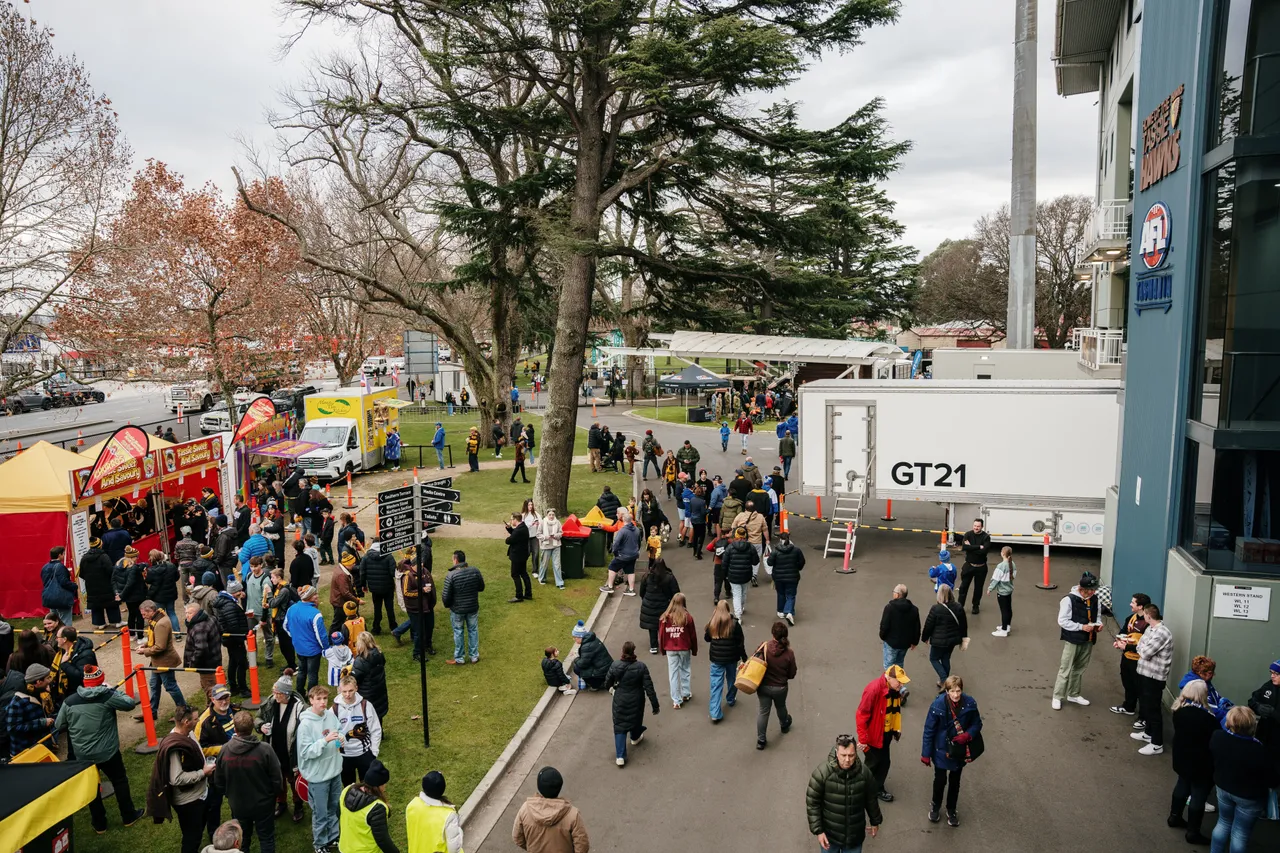 Spectators Entering UTAS Stadium
