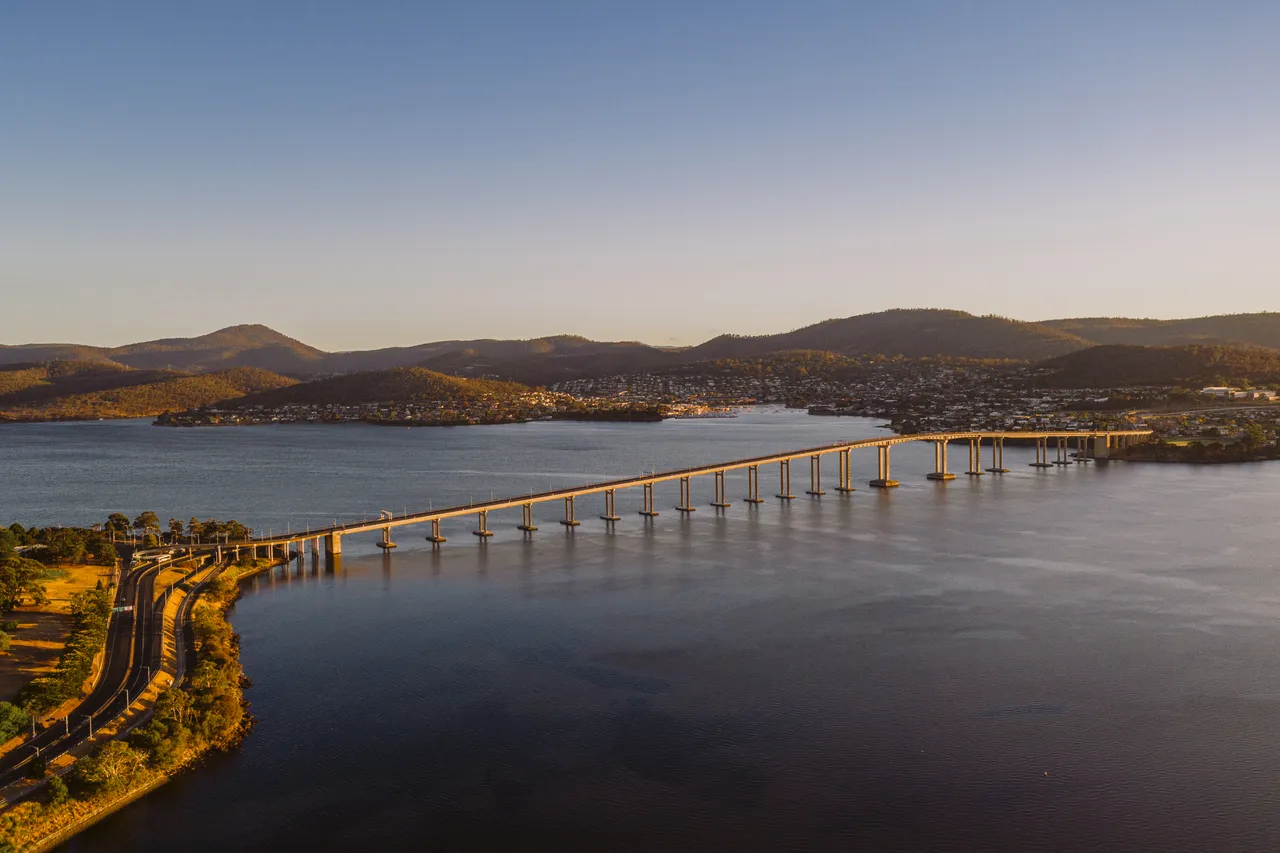 Tasman Bridge