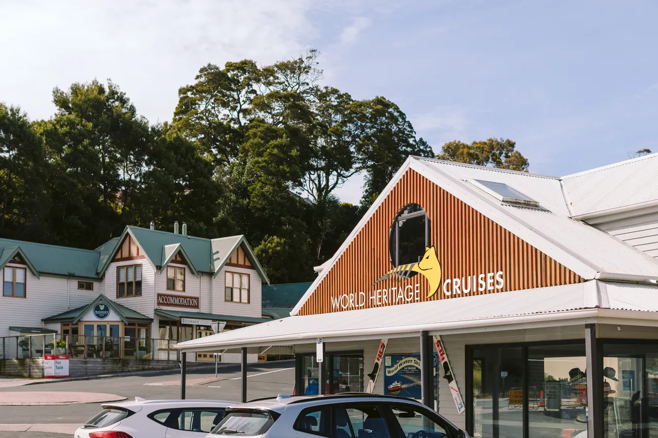 World Heritage Cruises