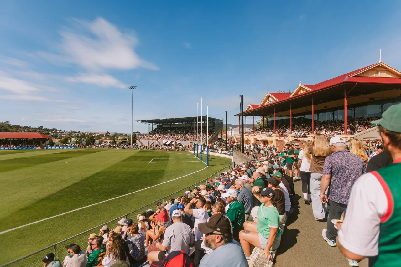 Spectators at Tasmania Devils Game