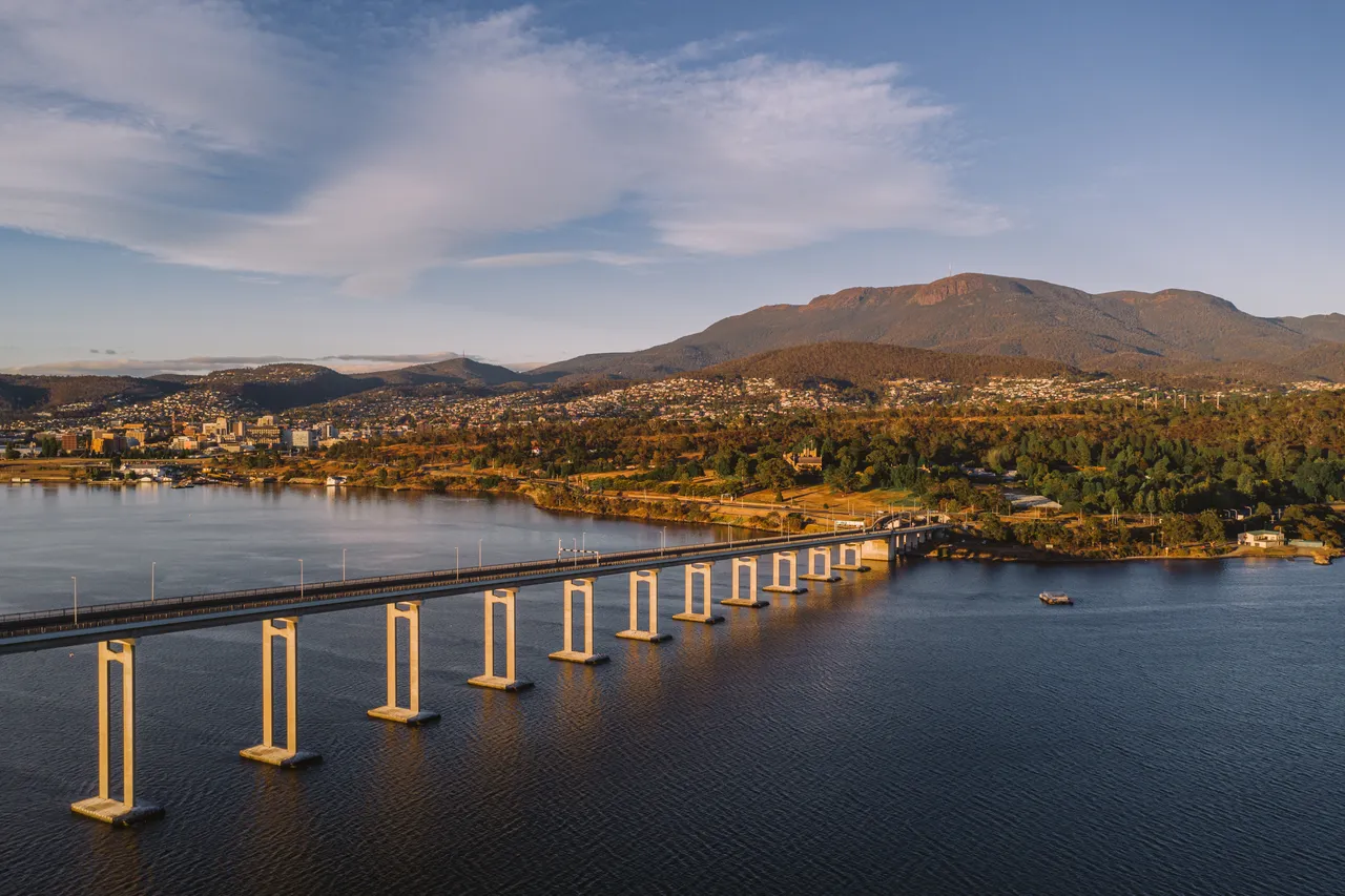 Tasman Bridge