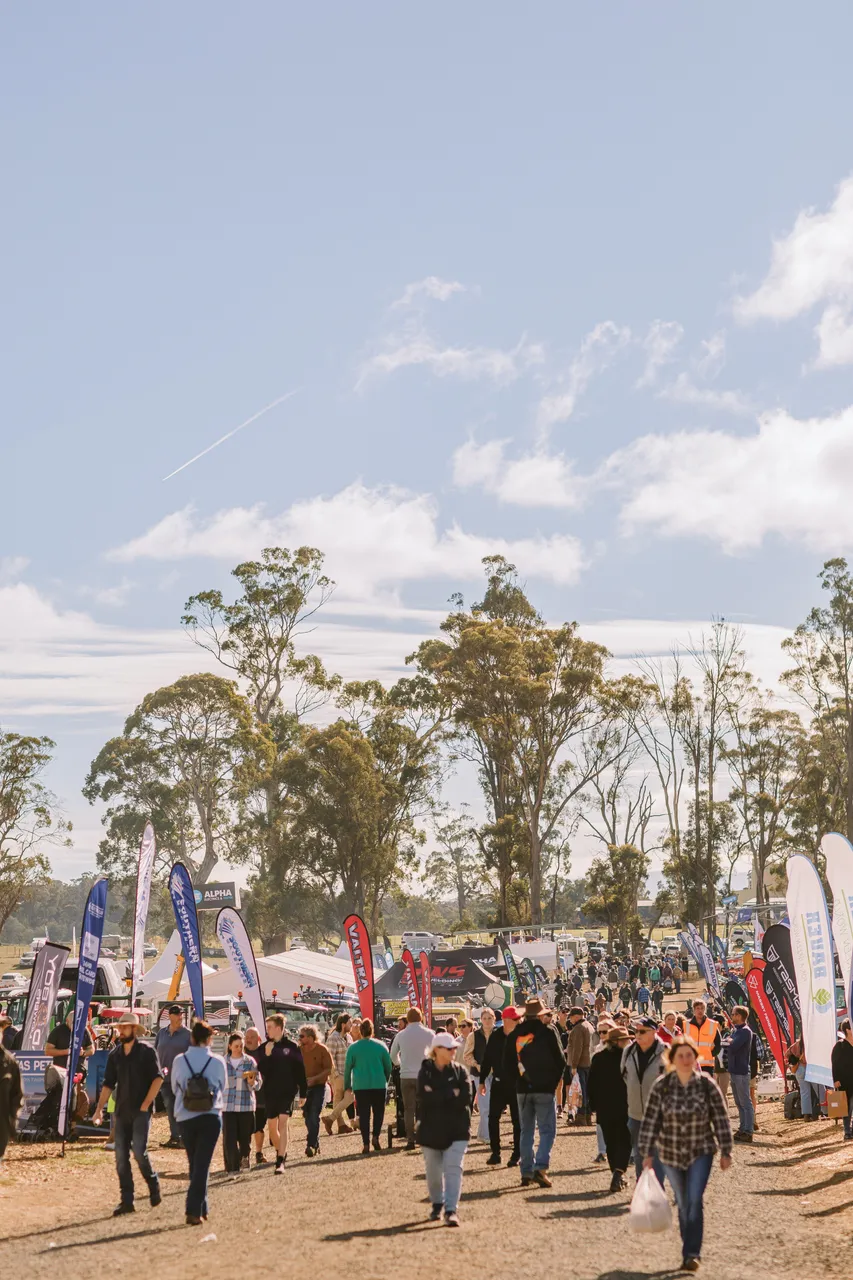 Crowd at Agfest