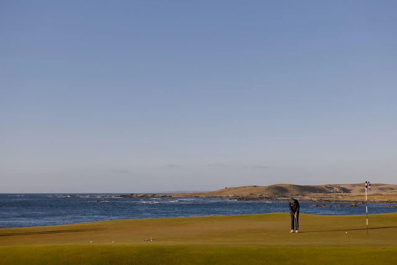 Golfer Putting