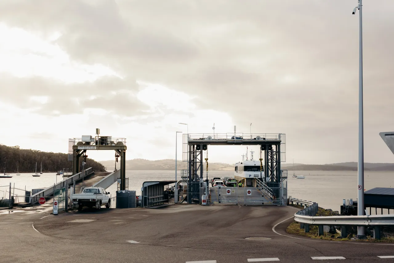 Bruny Island Ferry
