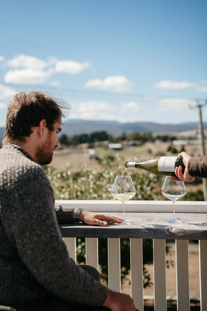 Wine Tasting at Evenfall Winery
