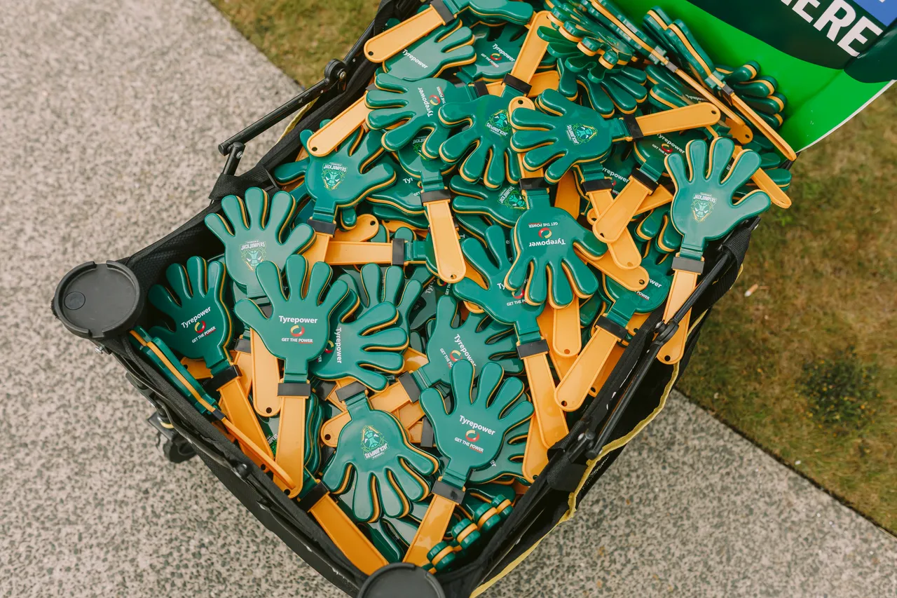 Tasmania JackJumpers Hand Clappers