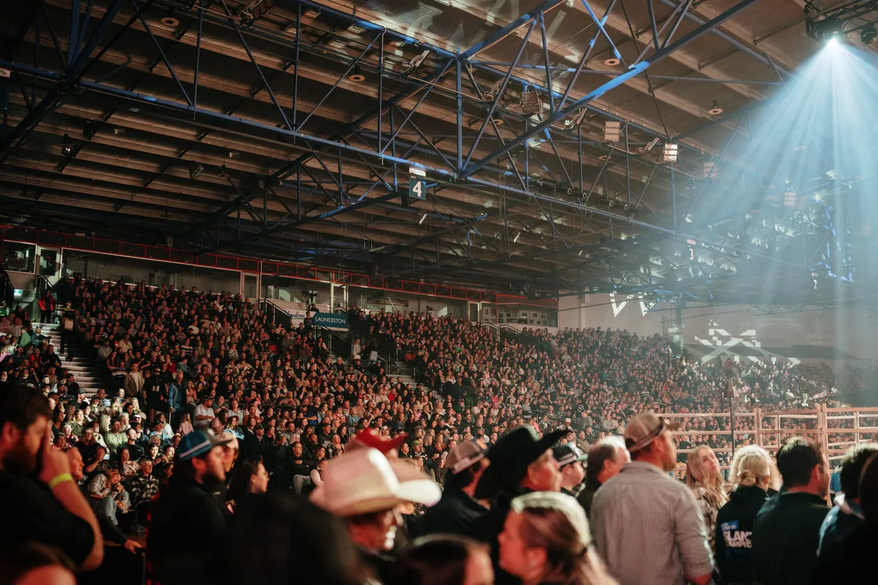 Silverdome Crowd for the Island Stampede Rodeo