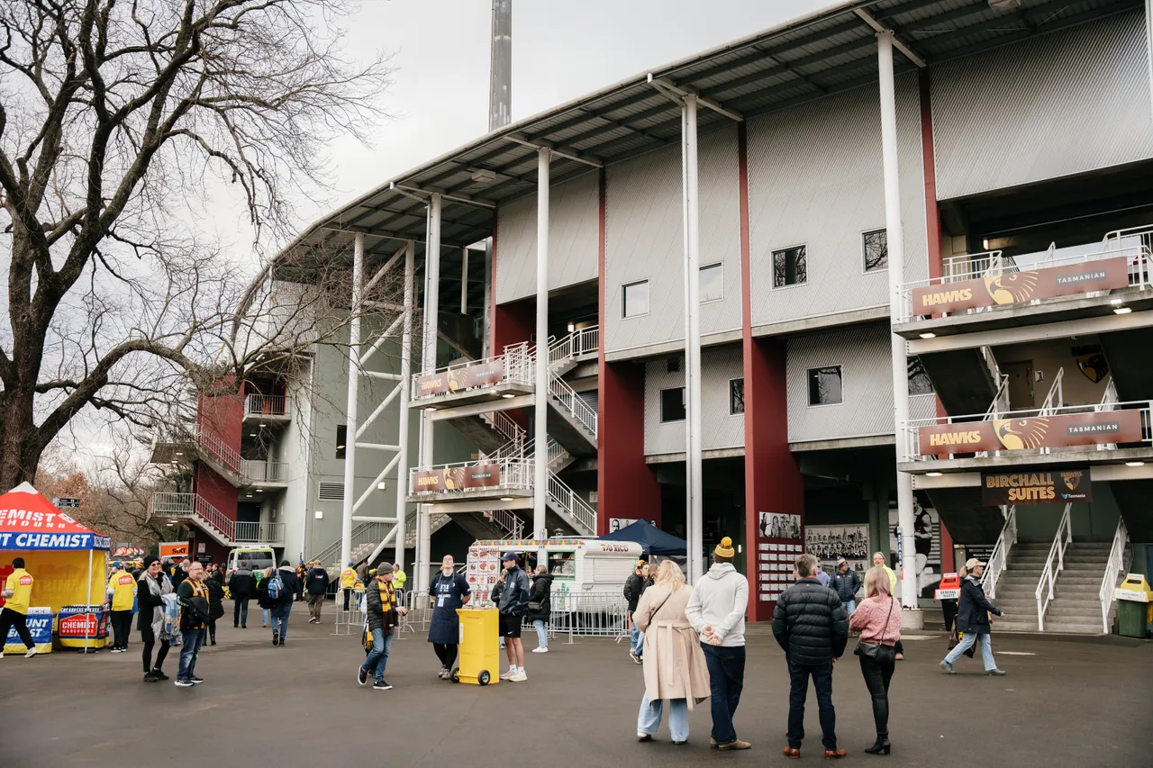 Spectators Entering UTAS Stadium