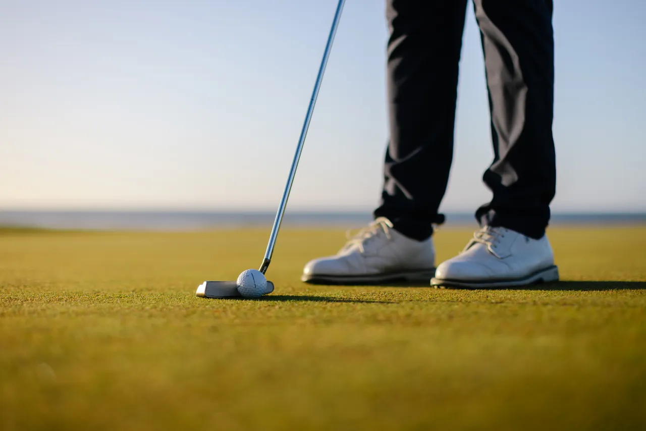 Golfer Putting
