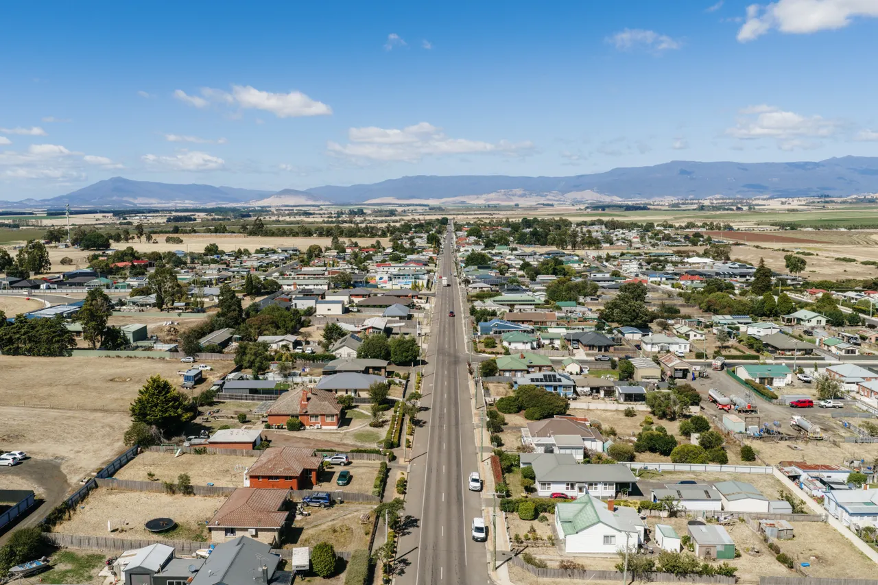 Cressy Aerial