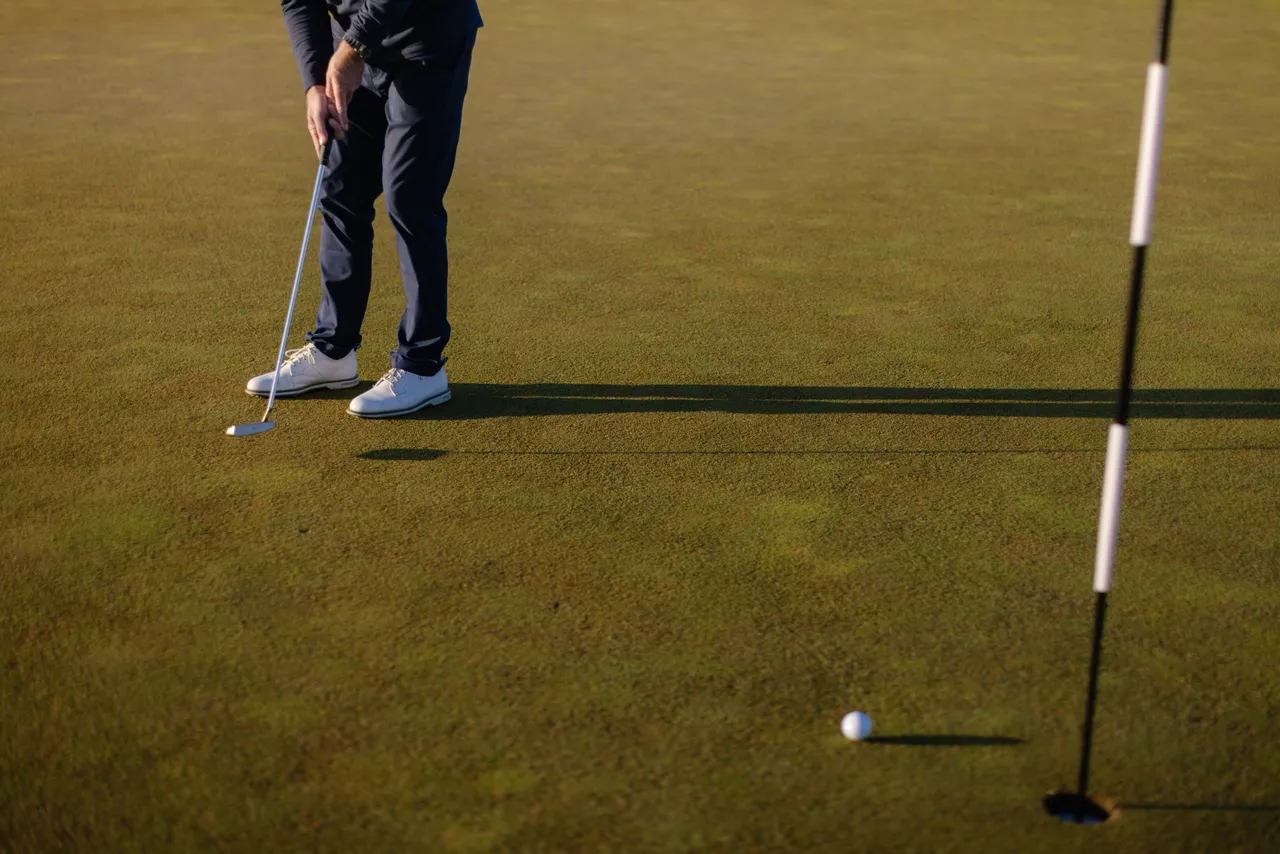 Golfer Putting