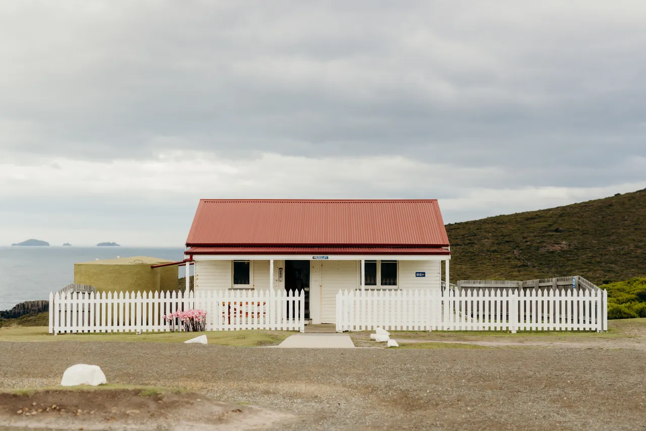 Cape Bruny Lighthouse Cottage