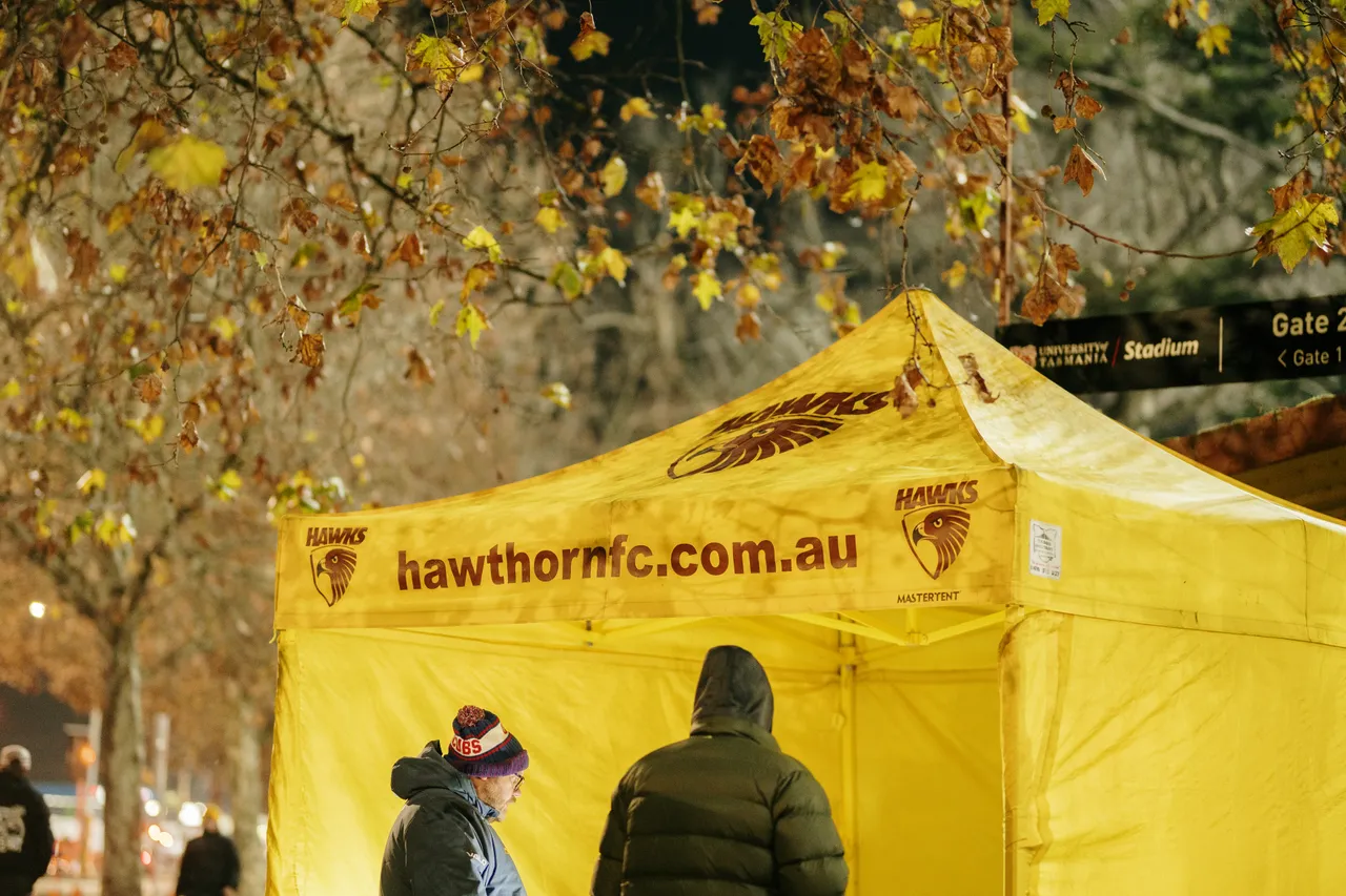 Hawks Tent at UTAS Stadium
