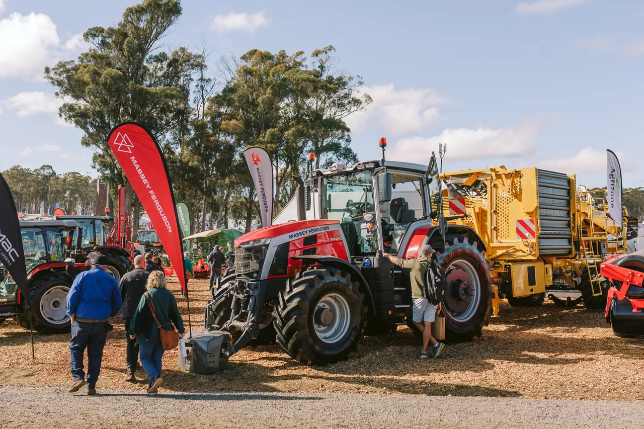 Tractor at Agfest
