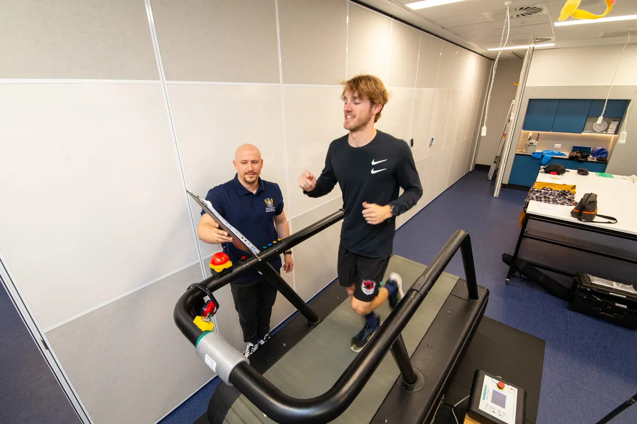 Exercise-Sports-Science-Human-Nutrition-037