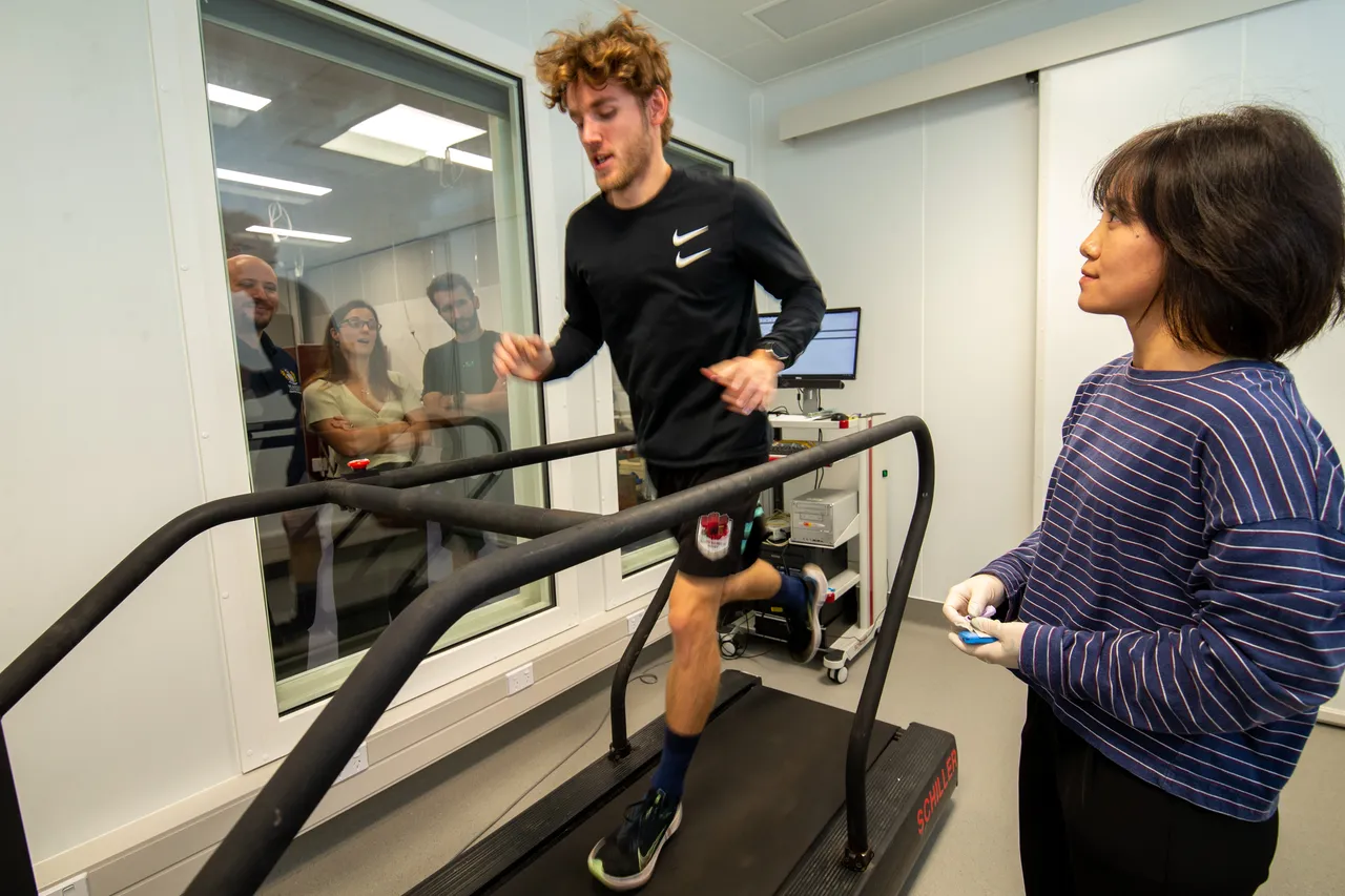 Exercise-Sports-Science-Human-Nutrition-032