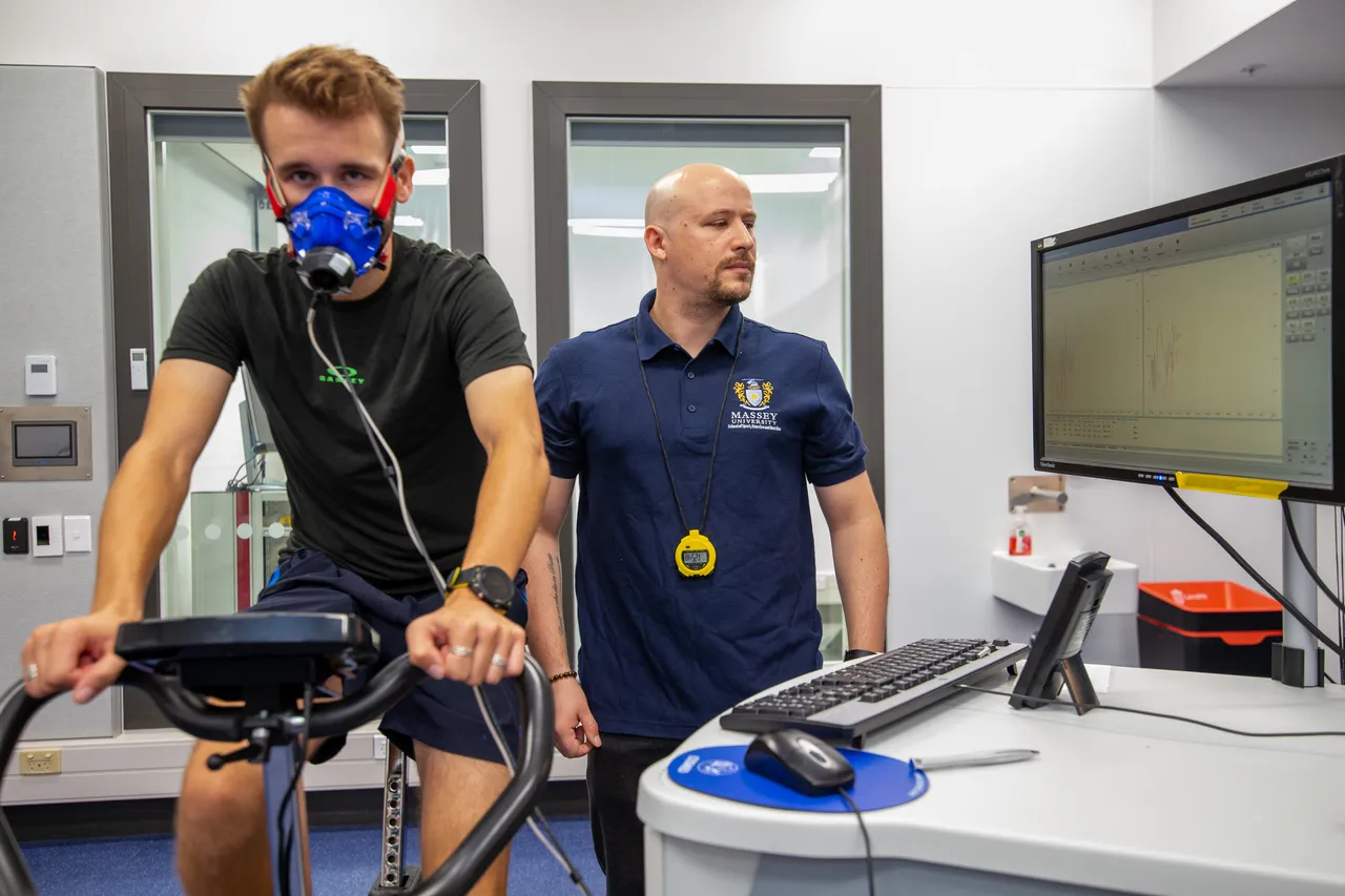 Exercise-Sports-Science-Human-Nutrition-003