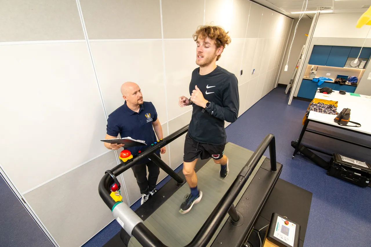Exercise-Sports-Science-Human-Nutrition-039