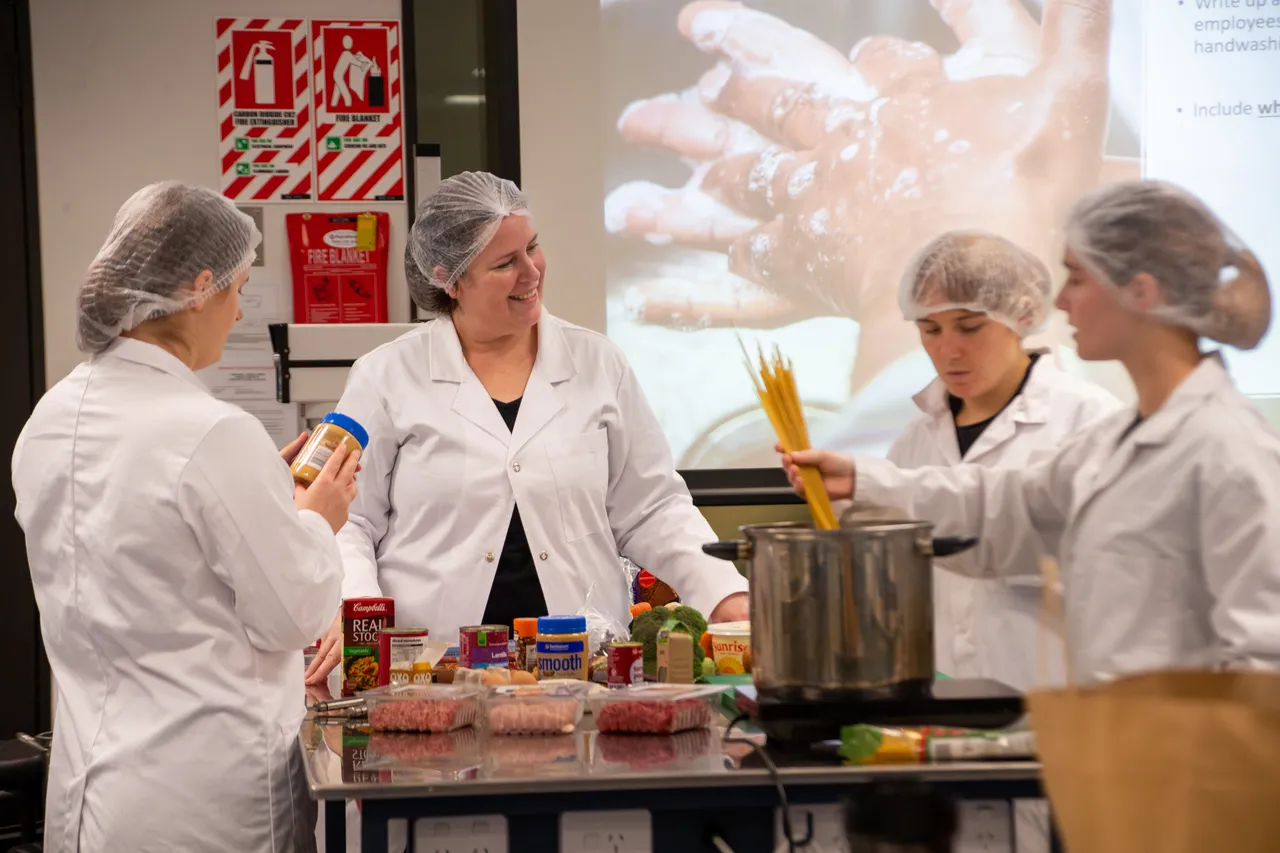 Food-Lab-022