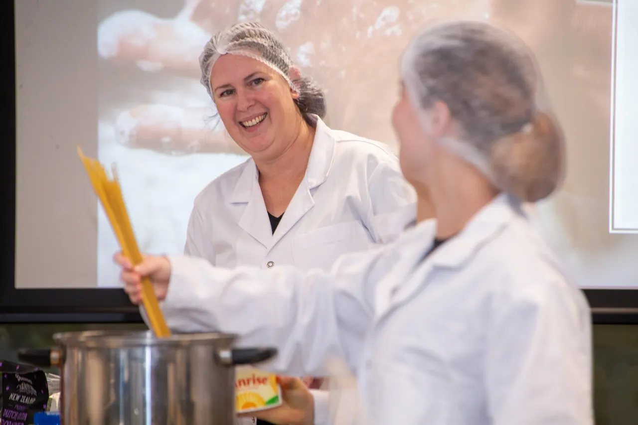 Massey University Brand Library - Food-Lab-016