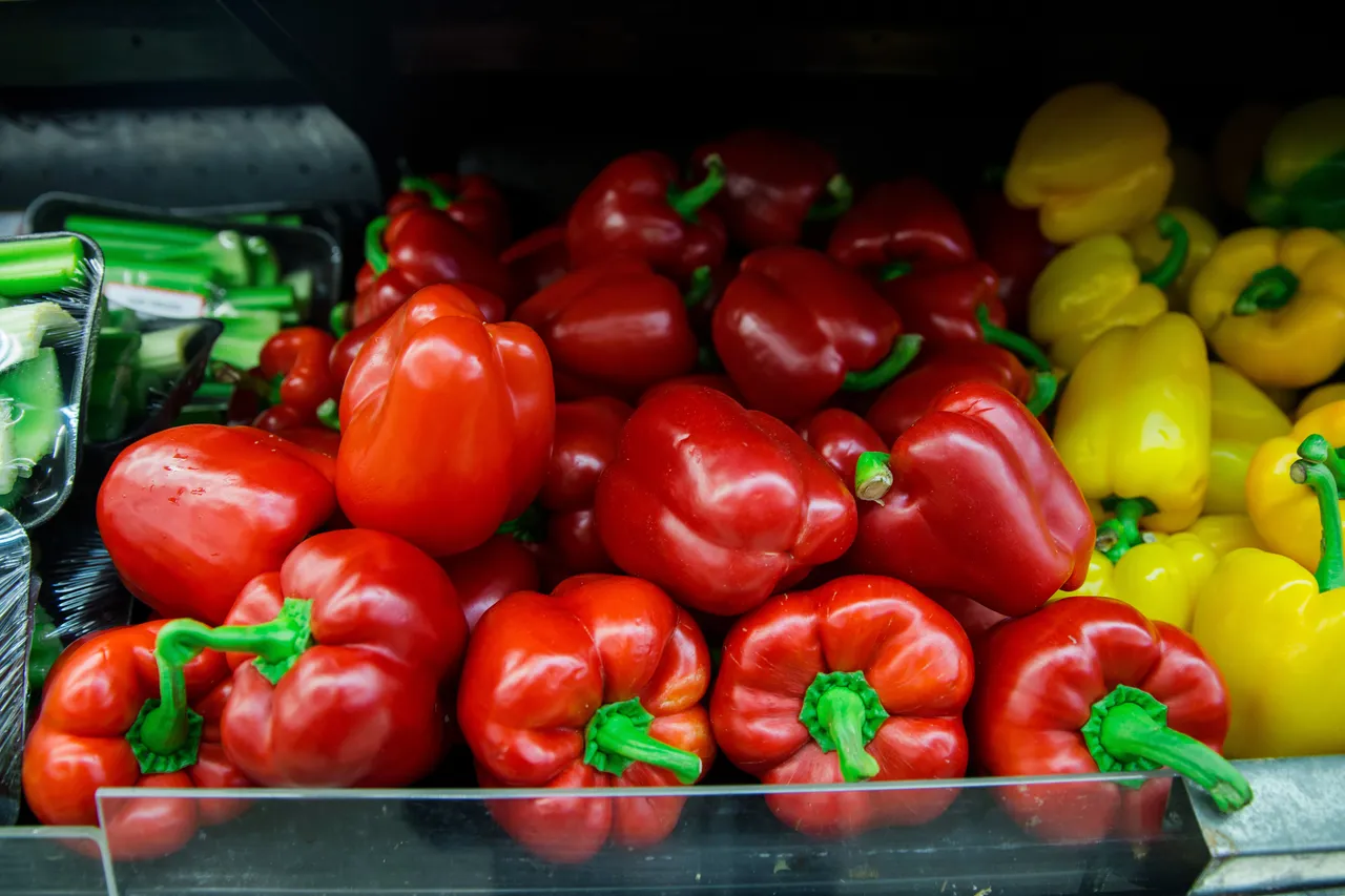 School of Food and Nutrition, Veges and Fruit