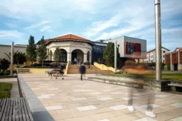 Auckland Campus blurred motion