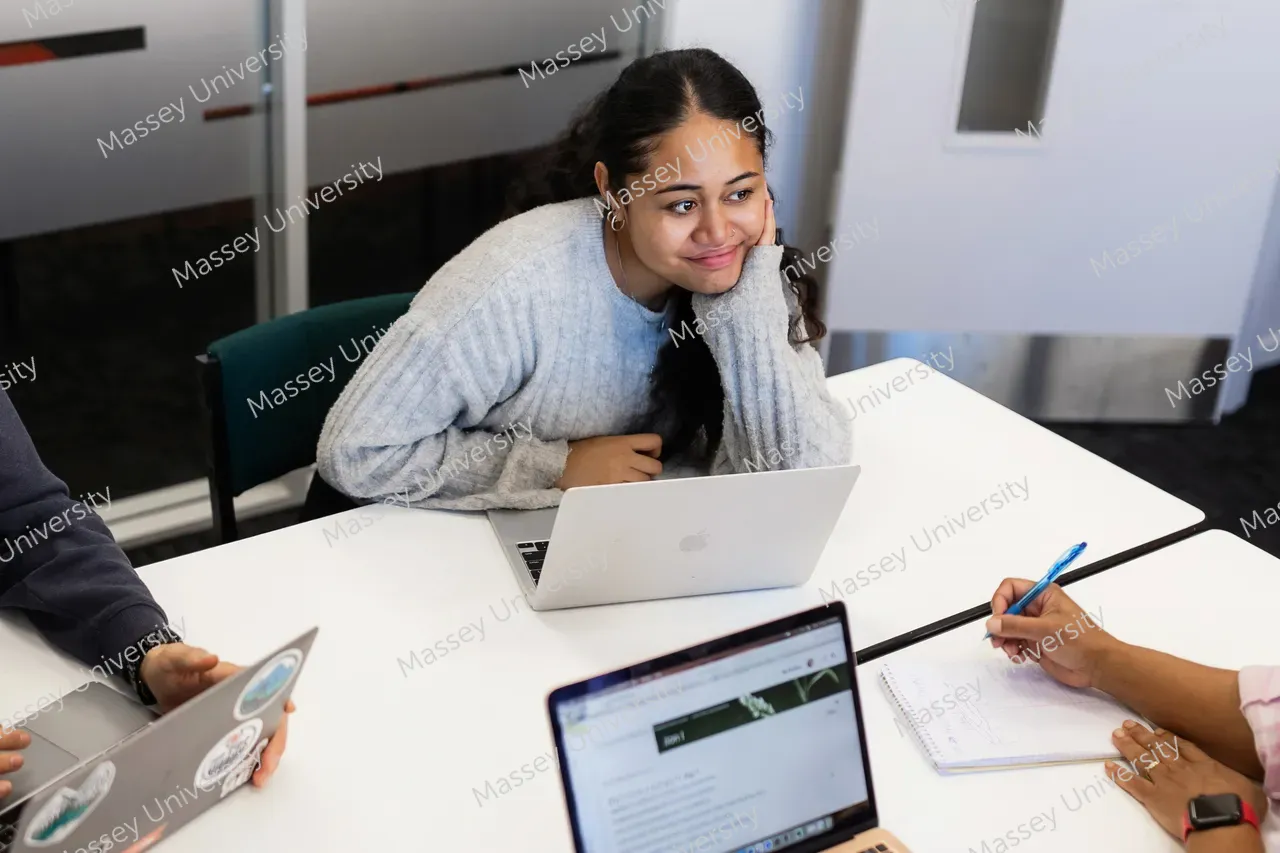 Bachelor-Social-Work-2025-093