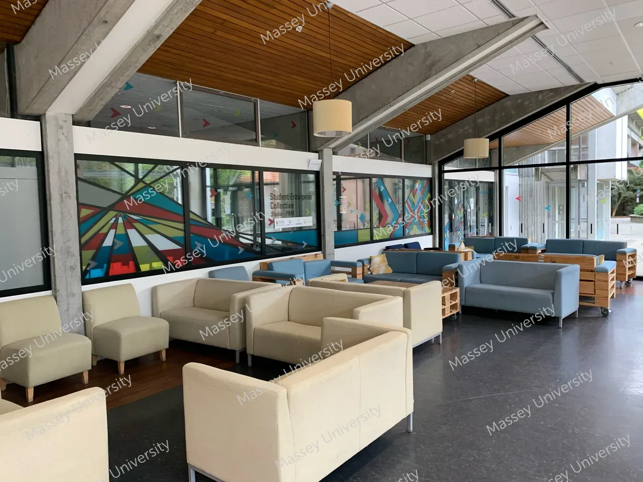 370436-student-cafe-5