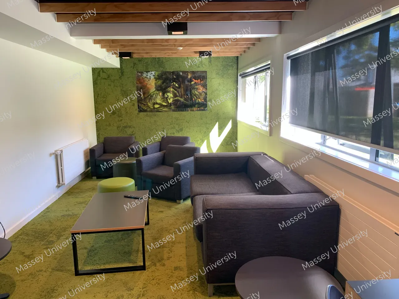 370410-common-area-in-halls-up-on-the-hill-3