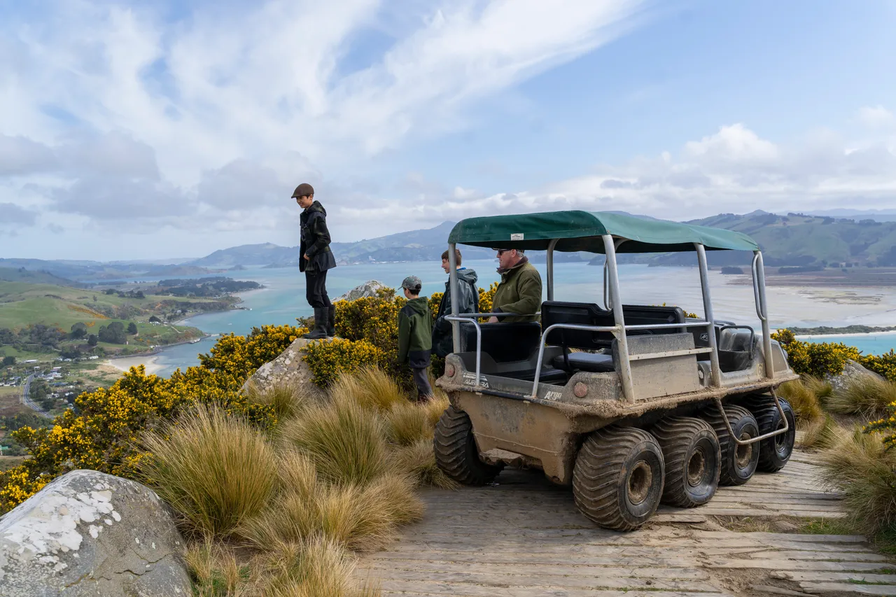 ATTRACTIONS_NaturesWondersTour_081_DunedinNZ
